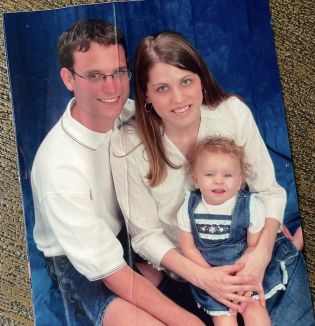 Want a little extra “splurge” money? Pinecone Research is accepting applicants!